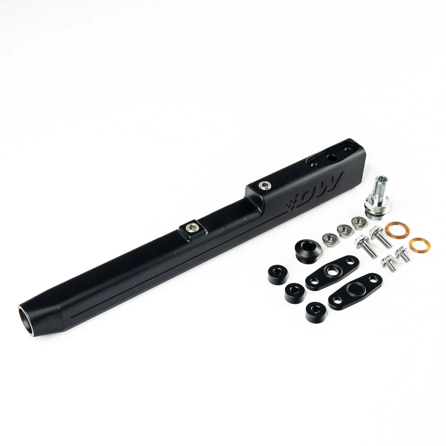 7-400 – DEATSCHWERKS Fuel Injector Rail, Compatible With OE and Deatschwerks EV14 Injectors Anodized Black Aluminum R...